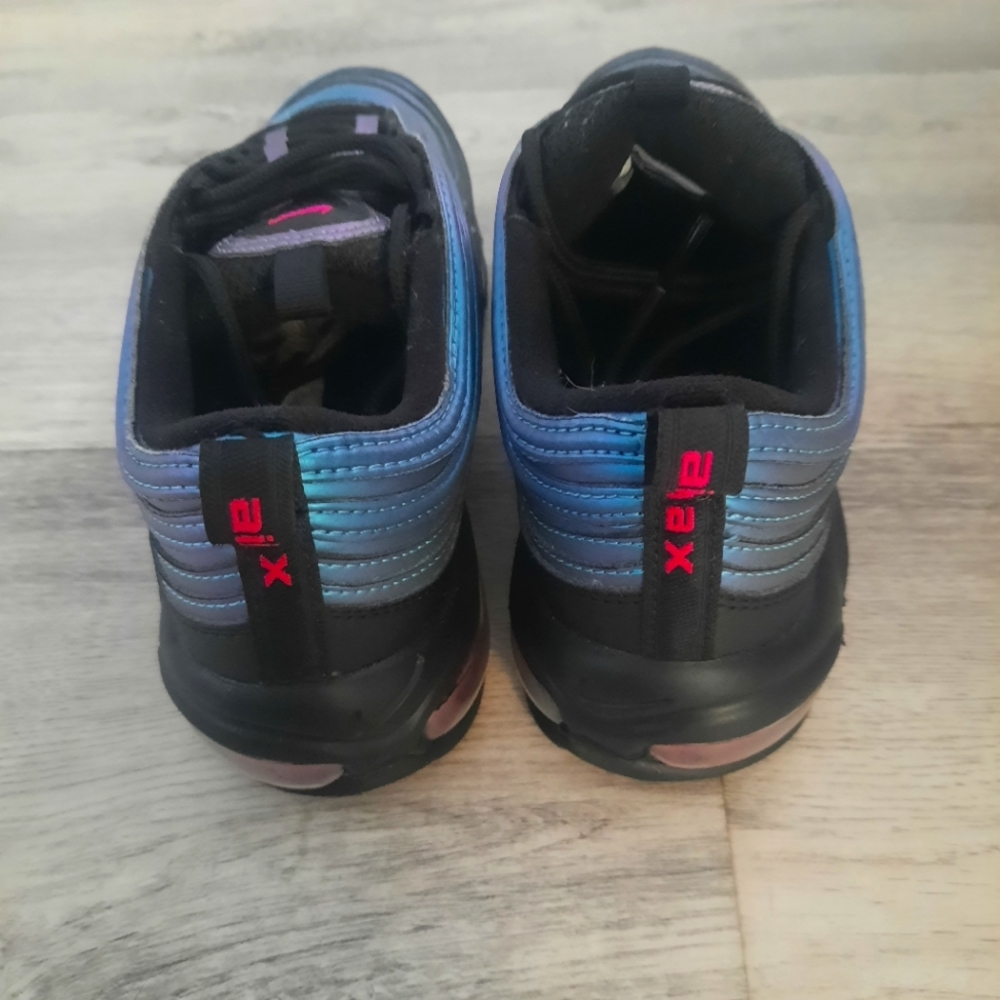 Nike Air Max 97 Throwback Future Shoes - Picture 4 of 7